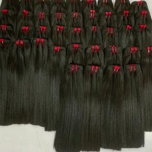 22” Elegant Black Hair Extensions with Red Highlights